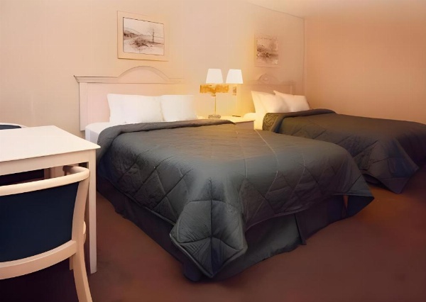 Days Inn by Wyndham Gilroy image 14